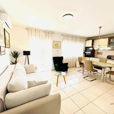 Apartment Sirius Podstrana Exteriör bild